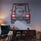 لوحة جدارية معدنية بإضاءة نيون بتصميم سيارة G-Class من الخلف